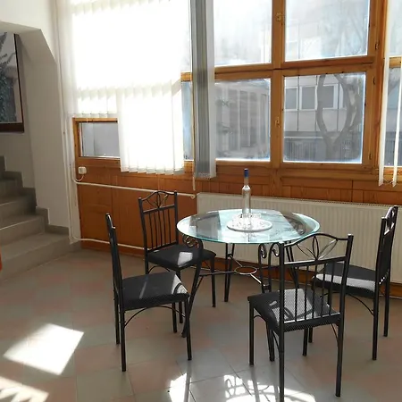 Akos Apartman * Erlau